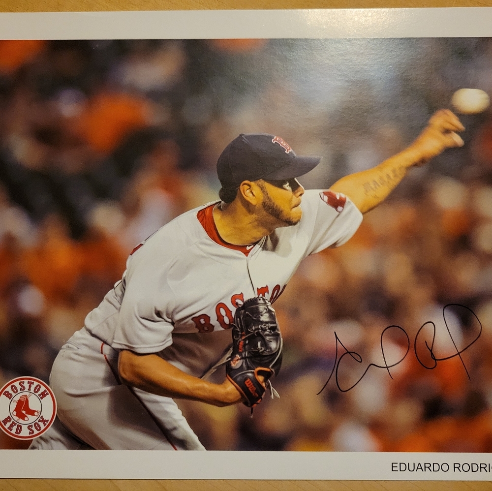 Signed Photo of Eduardo Rodriguez